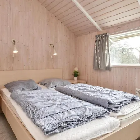 Lovely Home In Fano With Sauna Дом отдыха *