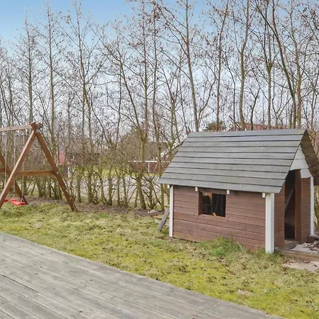Дом отдыха Lovely Home In Fano With Sauna *